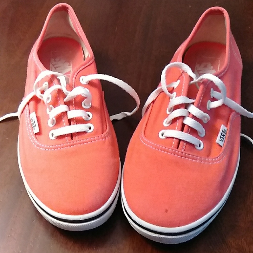 Canvas Vans